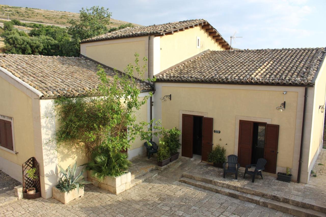 Agriturismo Tenuta Margitello Comiso Exterior photo